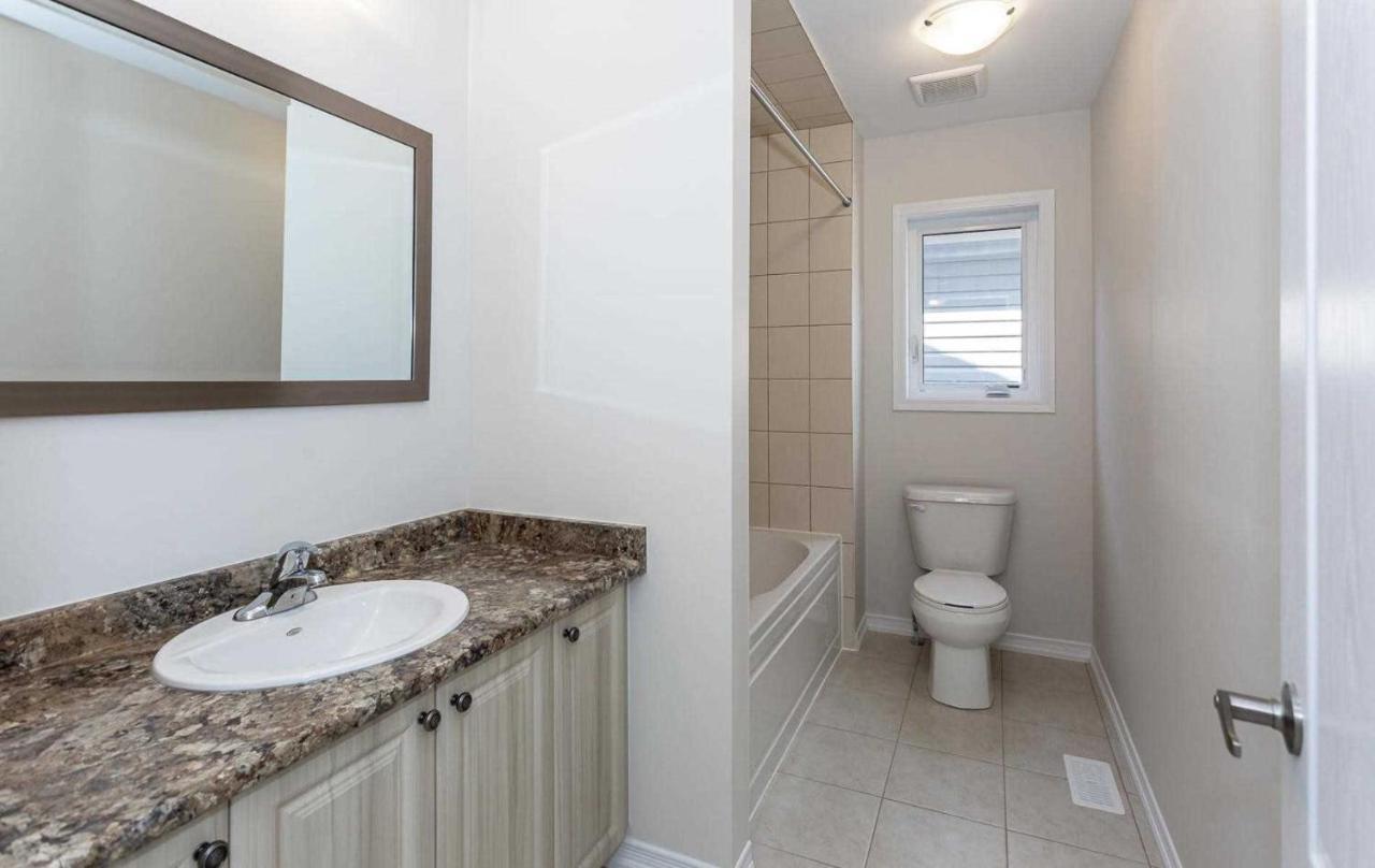 The Warm Welcome Suite Thorold Exterior photo