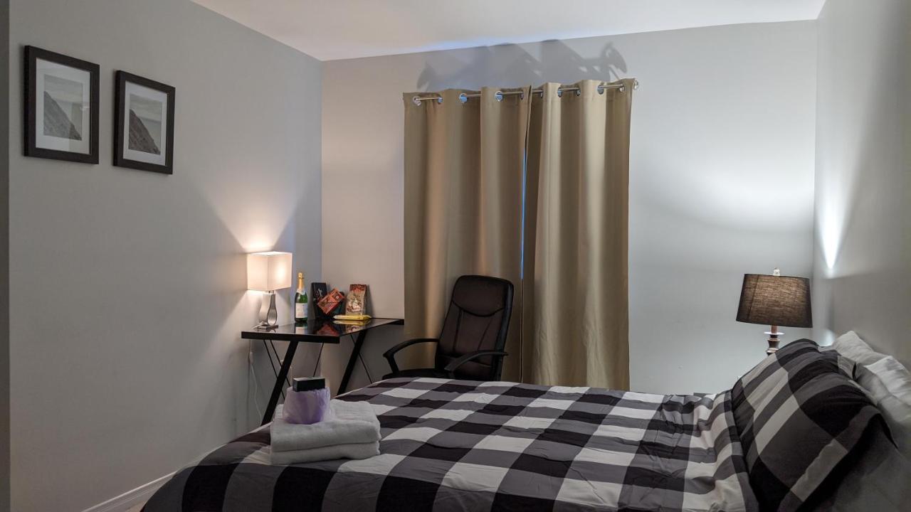 The Warm Welcome Suite Thorold Exterior photo