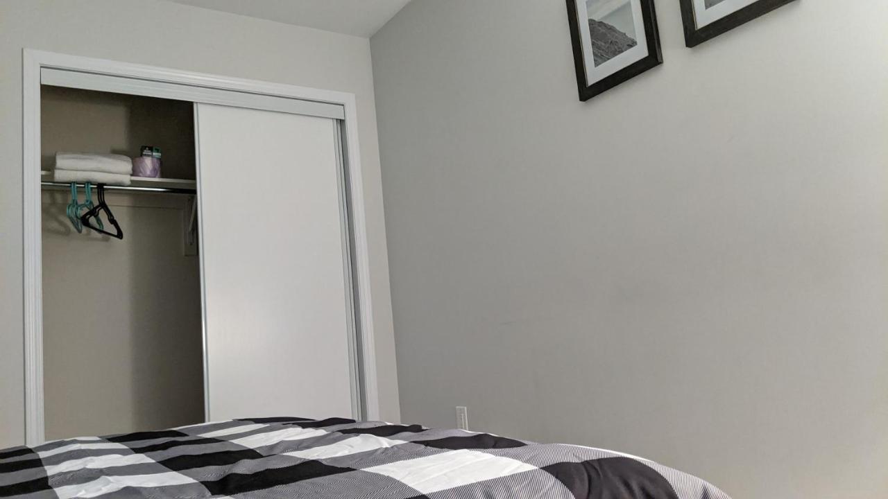 The Warm Welcome Suite Thorold Exterior photo
