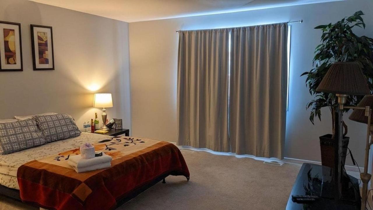 The Warm Welcome Suite Thorold Exterior photo